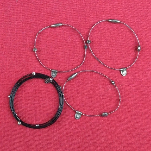 Set of 4 Seasonal Whispers Bangle Bracelets - Picture 3 of 12